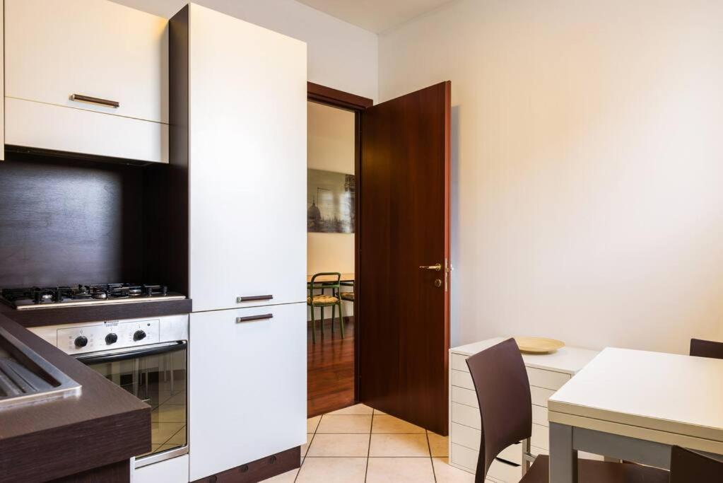 Magistretti Flexyrent Apartment Милано Екстериор снимка